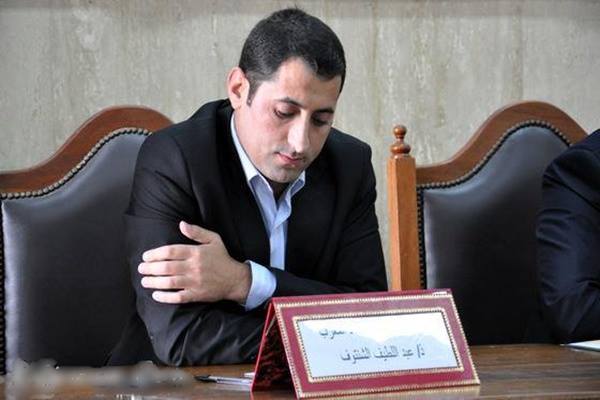 أبريل 2012